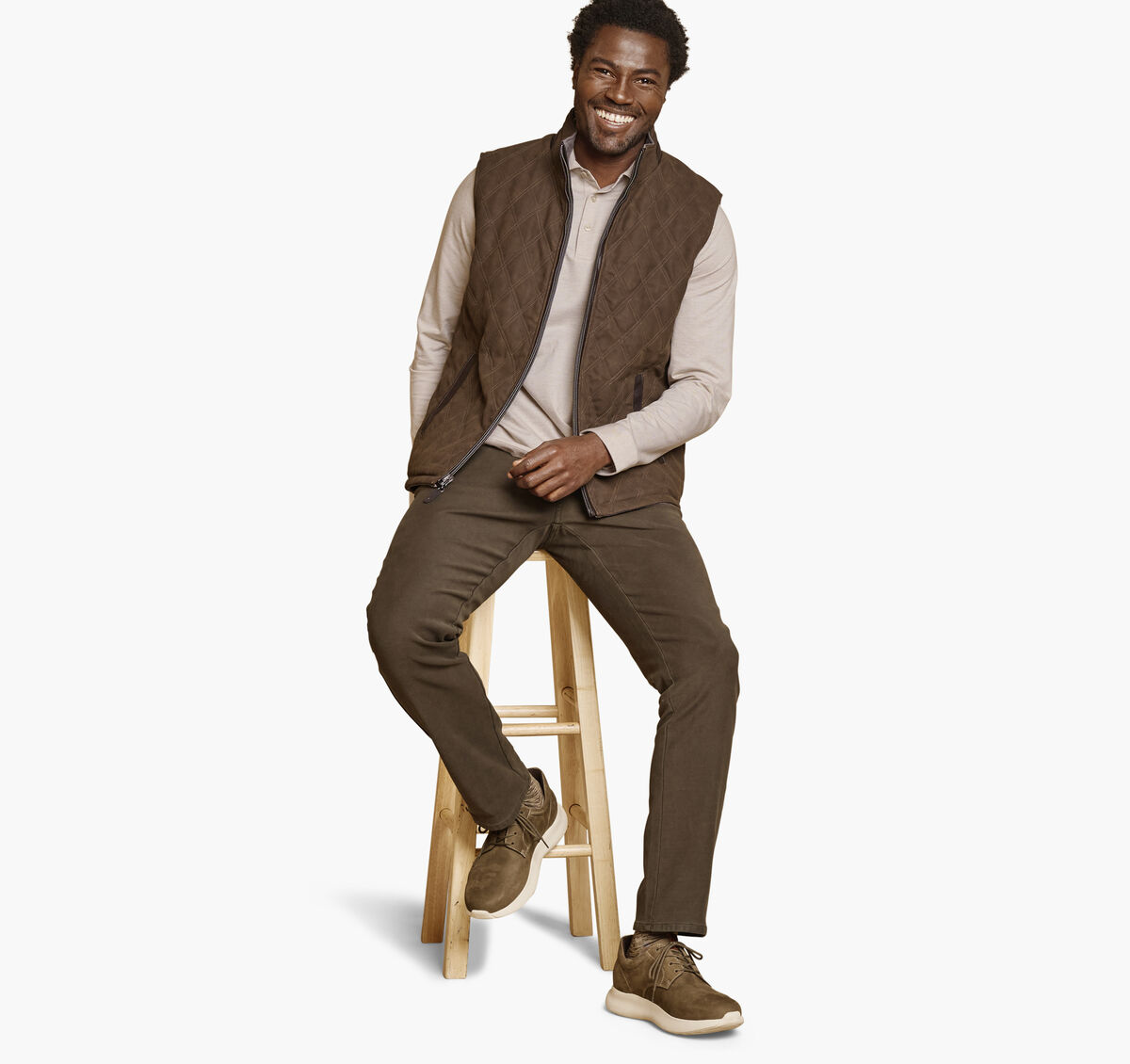 Upton Reversible Vest image number null