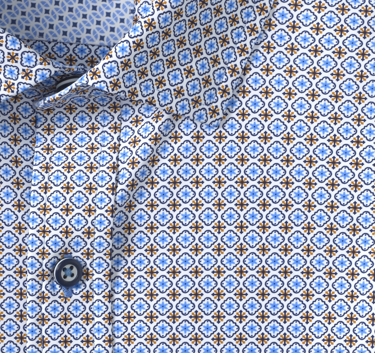 XC+&trade; Motion Long-Sleeve Print Knit Shirt image number null