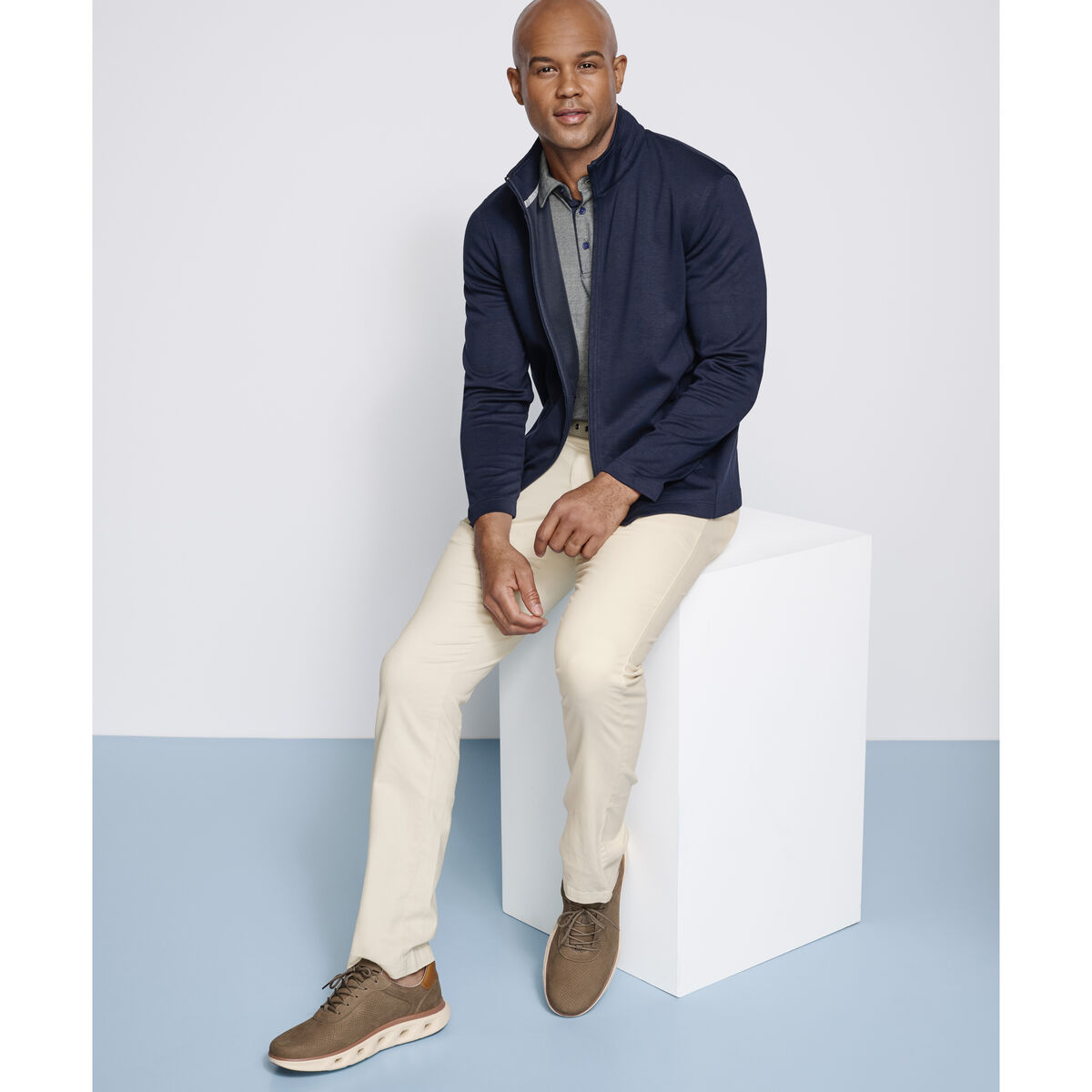 Essential Full Zip image number null