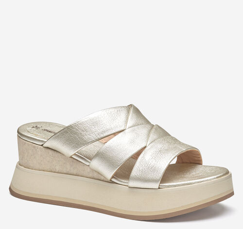 Colleen Triple-Band Slide - Platinum Metallic Italian Sheepskin