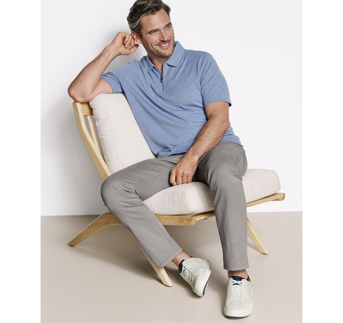 Finn Ribbed Zip Polo image number null