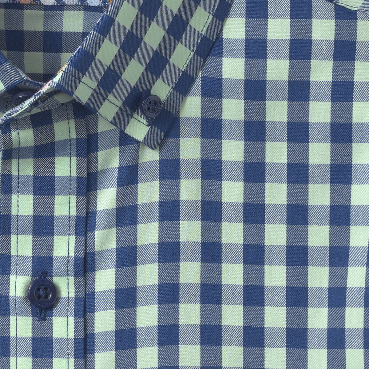 XC4&reg; Performance Shirt image number null