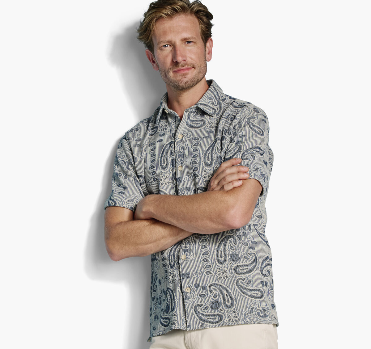 Linden Textured Short-Sleeve Shirt image number null