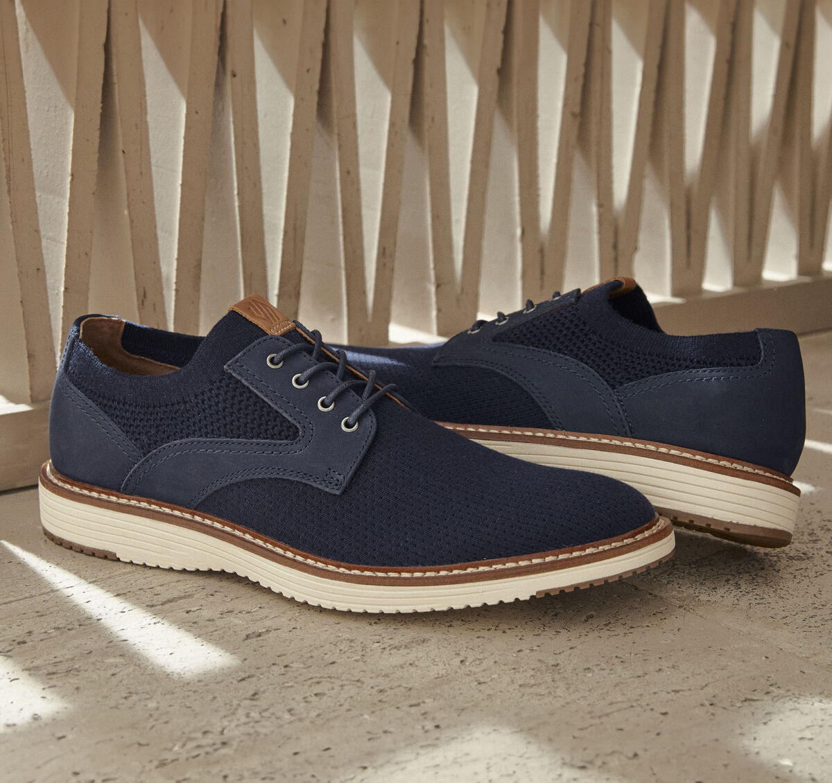 Upton Knit Plain Toe image number null