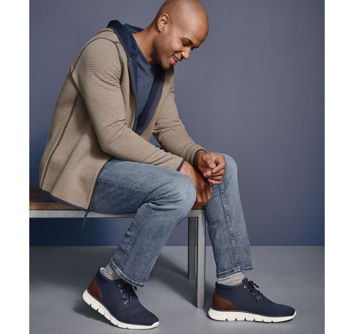 Reversible Channel Quilted Hoodie image number null