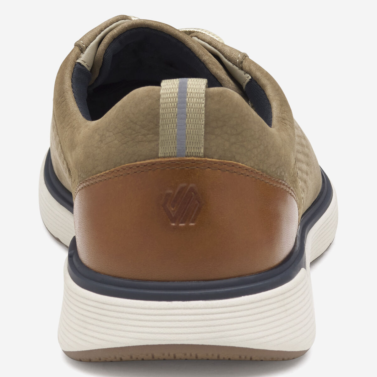 XC4&reg; Prentiss 2 Embossed U-Throat image number null