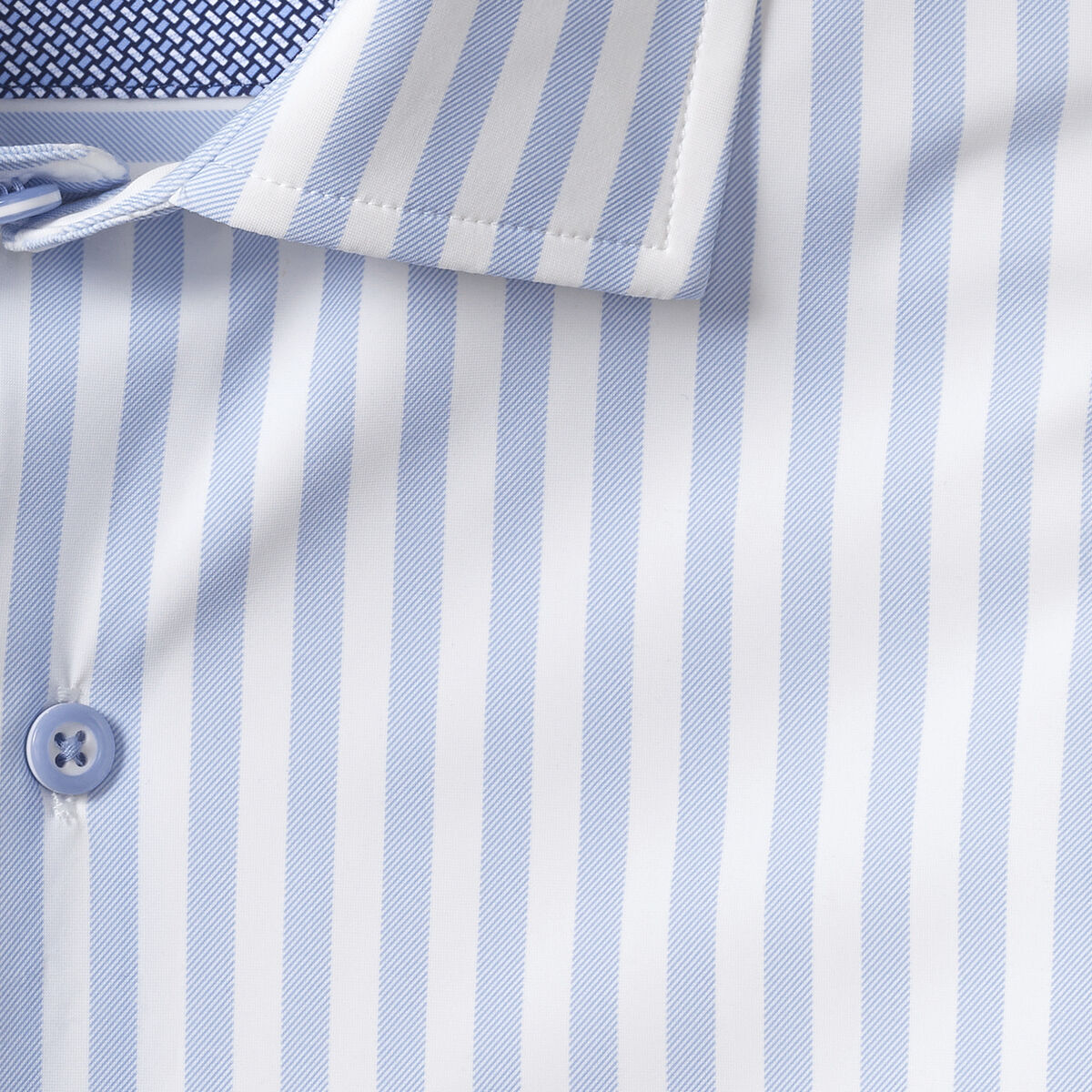 XC+&trade; Motion Long-Sleeve Dress Knit Shirt image number null