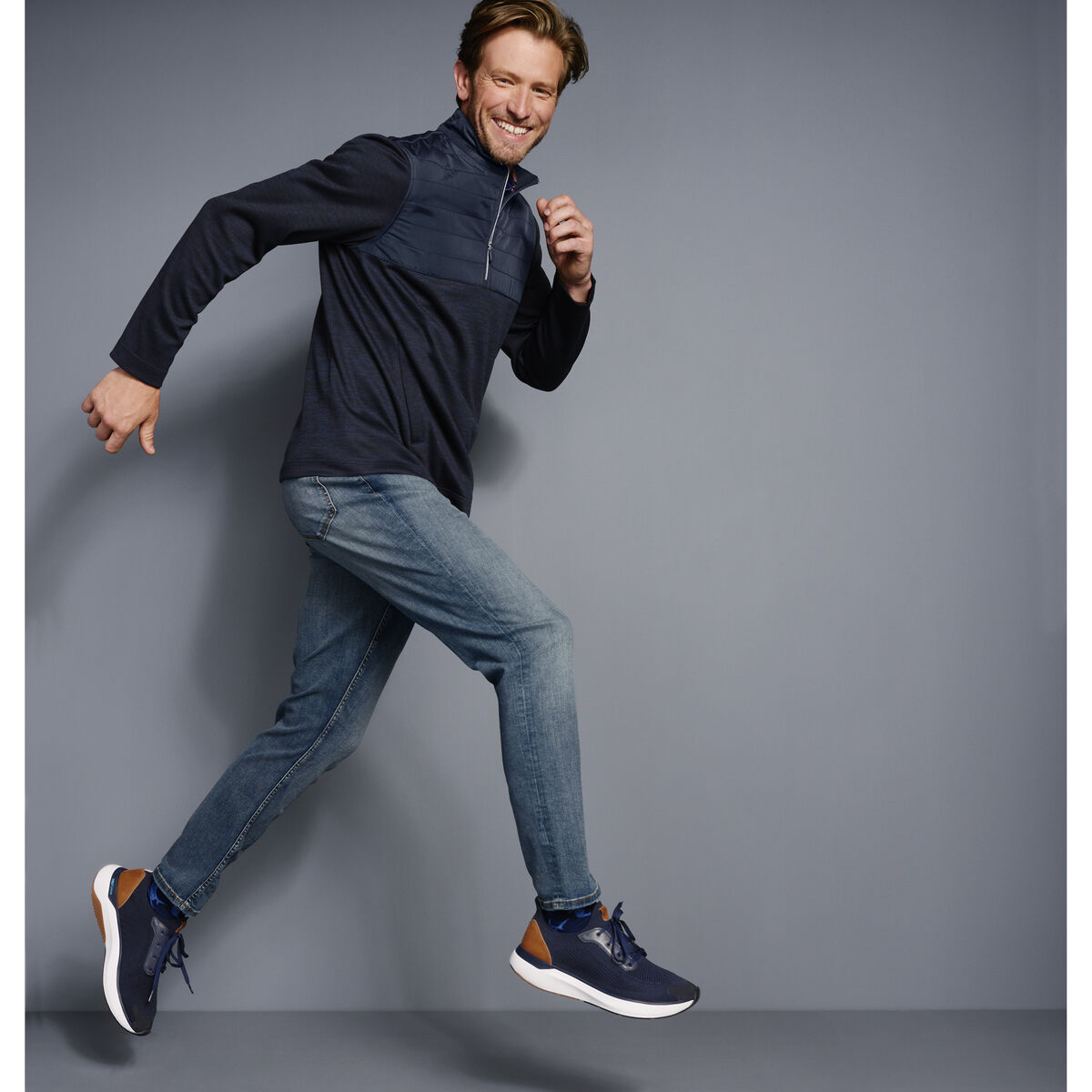 XC4&reg; Quilted Quarter-Zip image number null