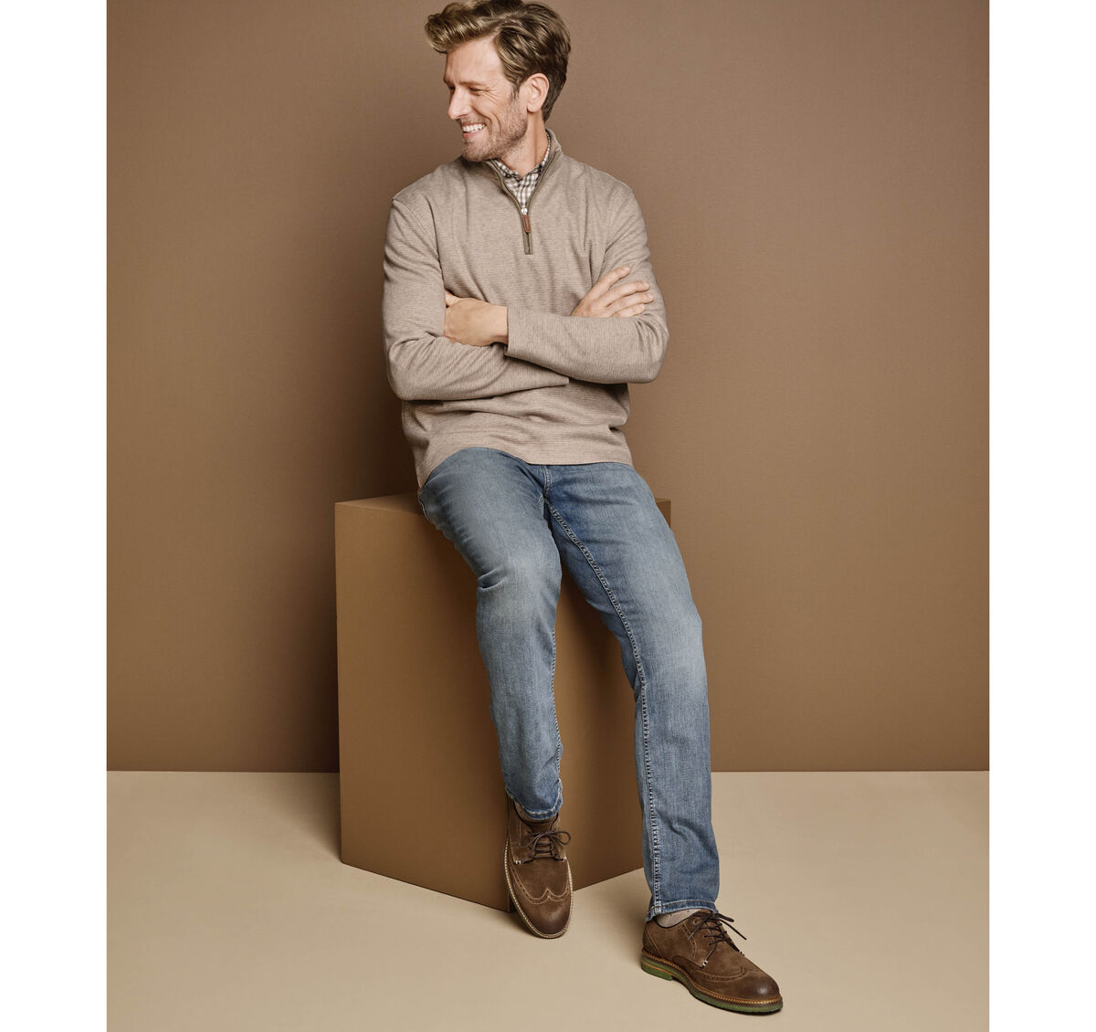 Brushed Quarter-Zip image number null