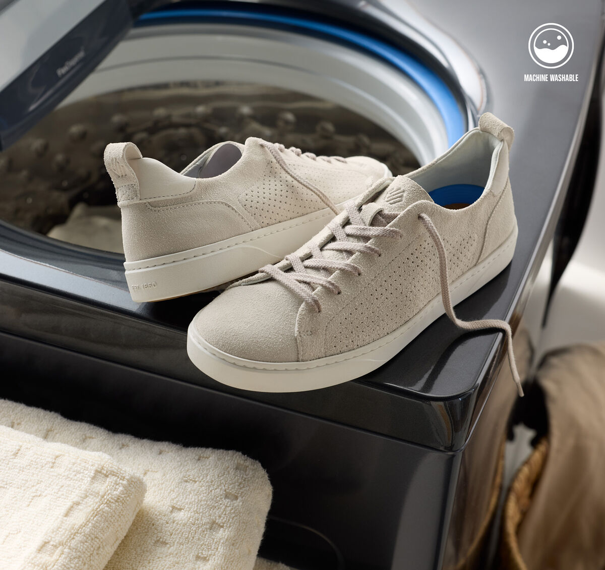 Ollie Lace-to-Toe image number null