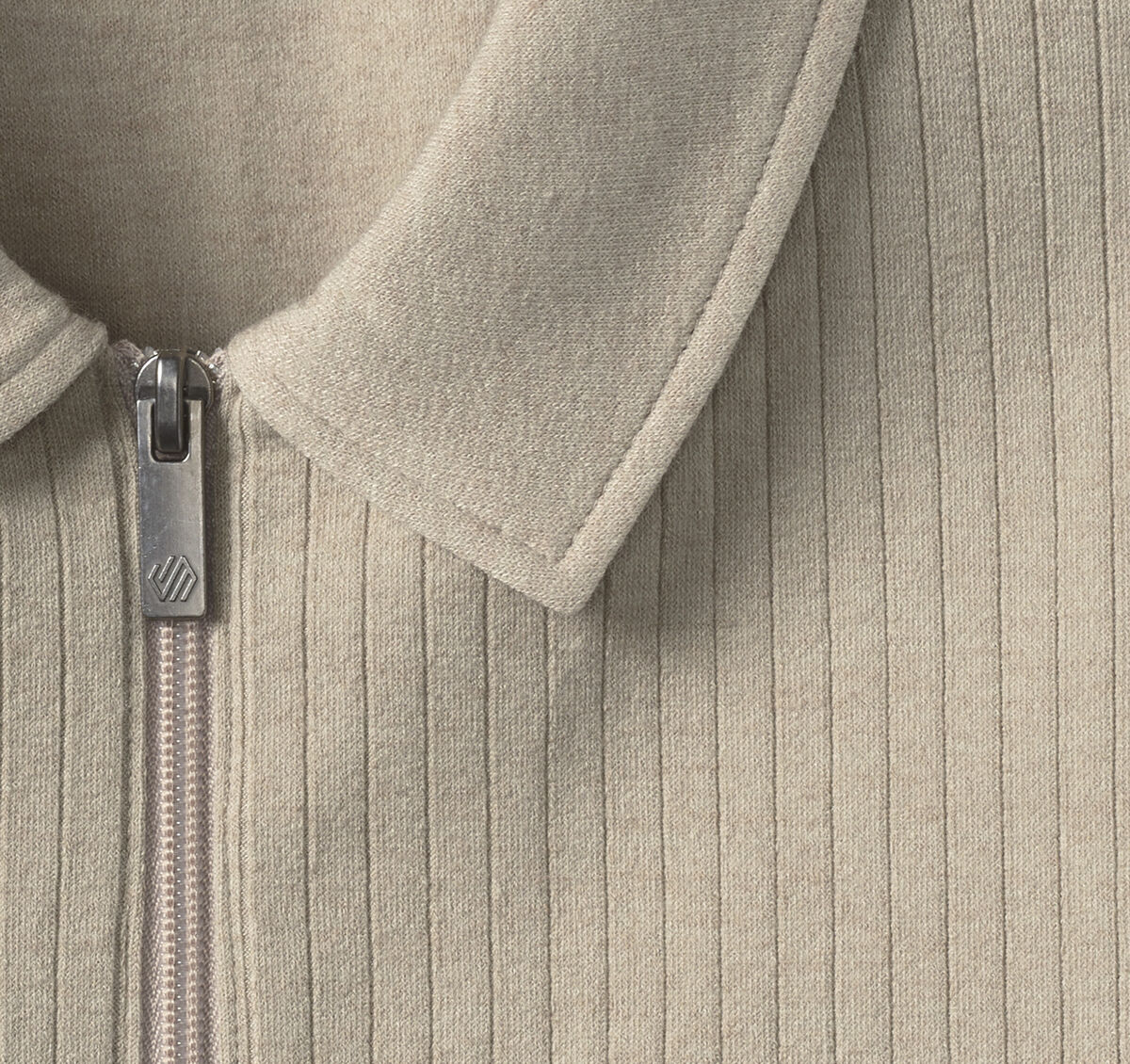 Finn Ribbed Zip Polo image number null