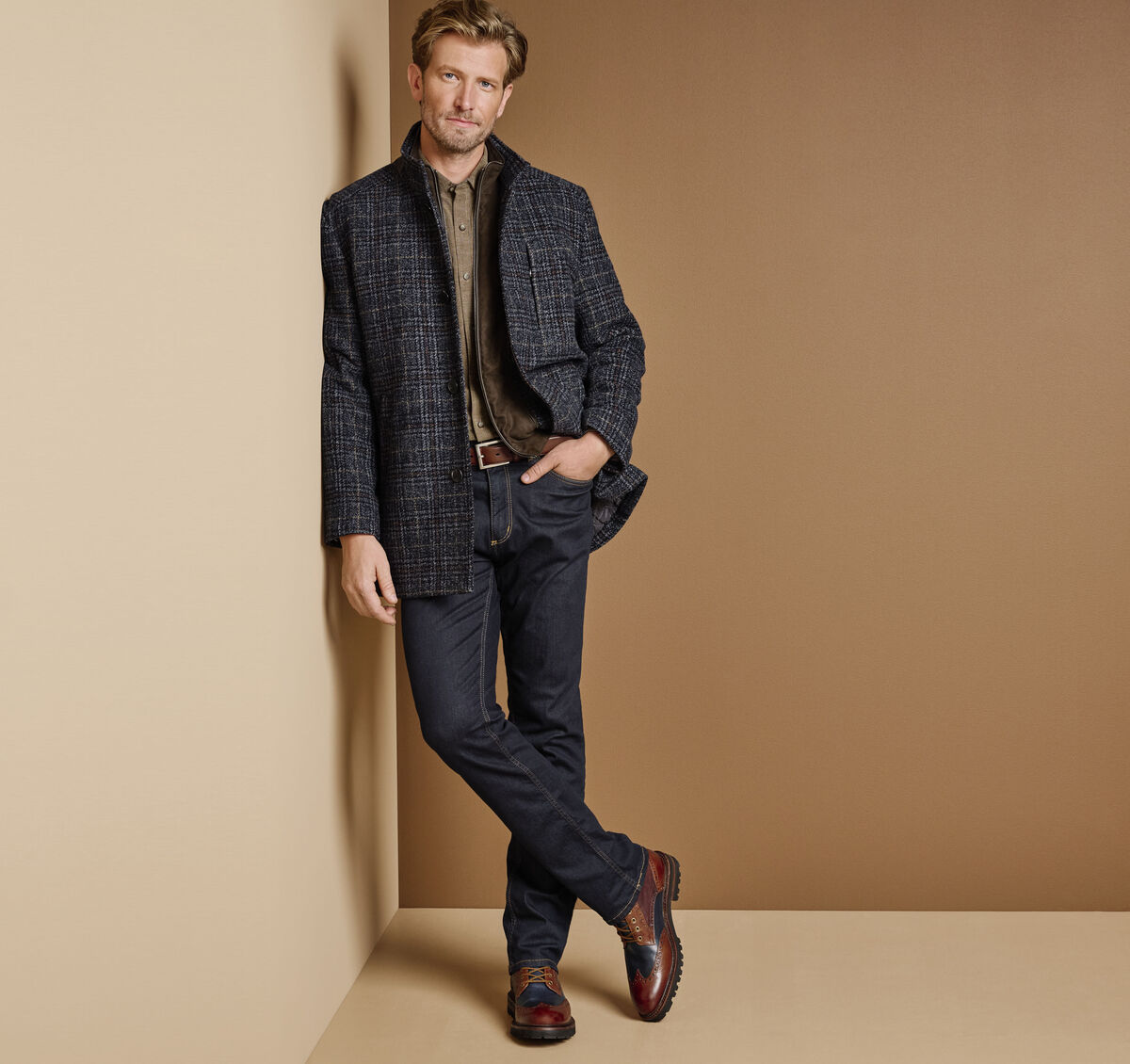 Upton Car Coat image number null