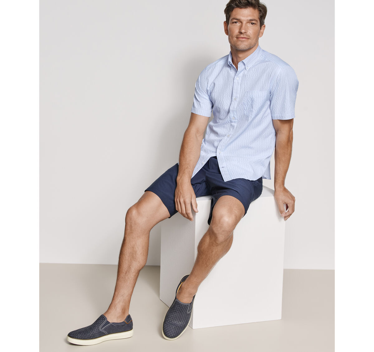 Leland Seersucker Short-Sleeve Shirt image number null