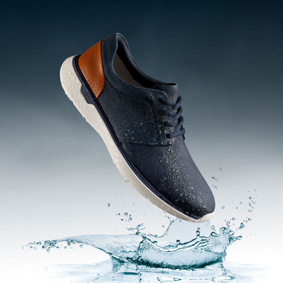 XC4&reg; Prentiss 2 Plain Toe image number null