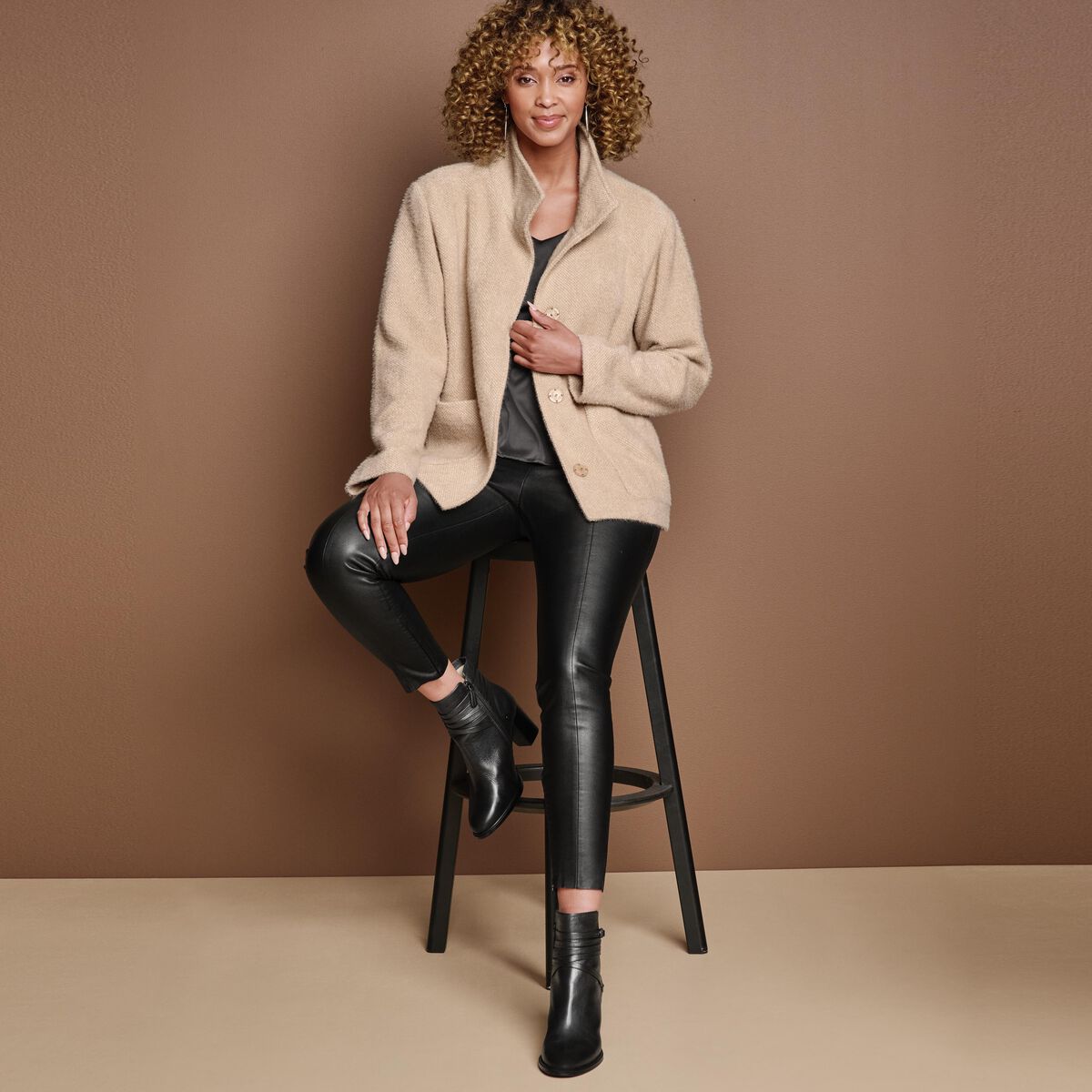 Eyelash Jacket image number null